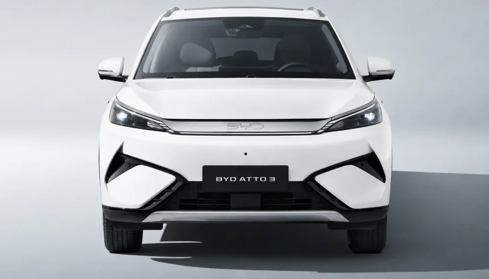 byd-atto-3-facelift-ski-white-4